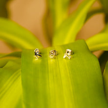 Carica l'immagine nel visualizzatore di Gallery, MULAILAH Earrings