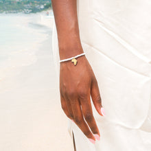 Carica l'immagine nel visualizzatore di Gallery, MAMA Luz Bracelet