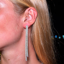 Carica l'immagine nel visualizzatore di Gallery, GLOW Earrings