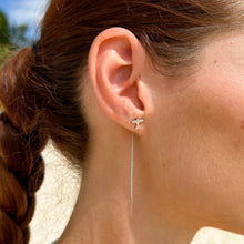 Carica l&#39;immagine nel visualizzatore di Gallery, UDARA Endless Earrings
